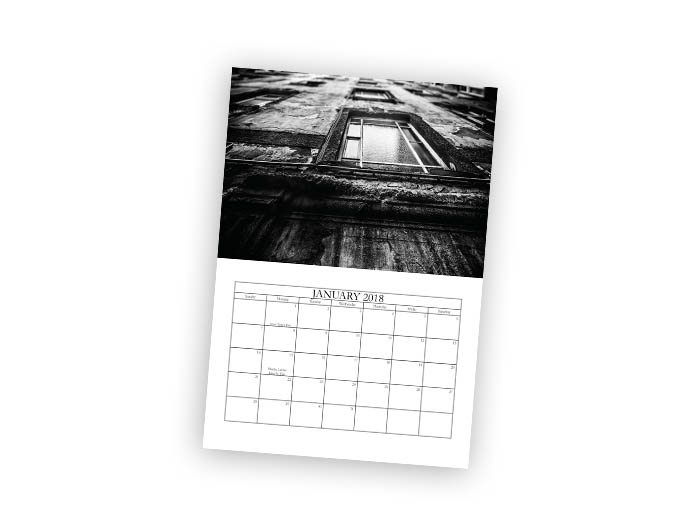 Deluxe Calendar