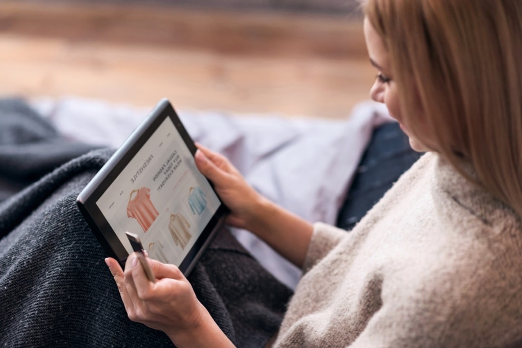 Why Postcard Retargeting for E-Commerce Works Why Postcard Retargeting for E-Commerce Works